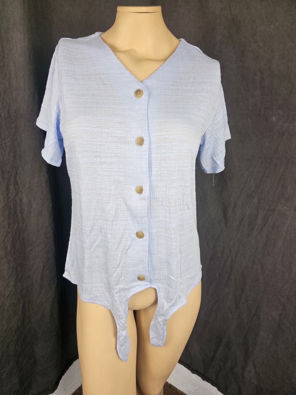 NWT Weatherproof Vintage S Women Tie Front V-Neck Button Up Breathable Beach Fit